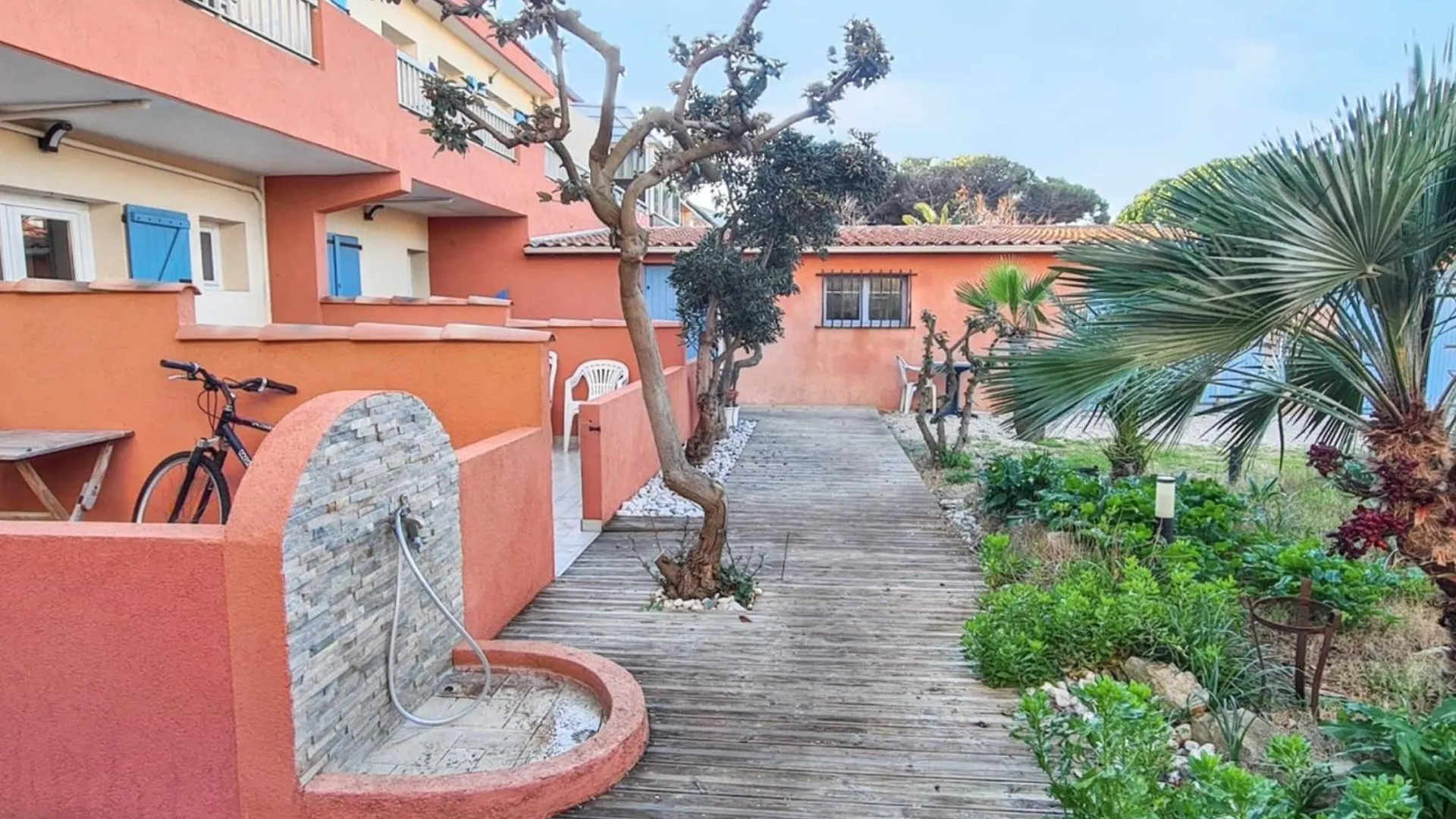 Apartment Studio Charmant A Hyeres Avec Barbecue 22 M²